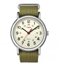 Timex T2N651 Unisex Weekender Watch with Olive Fabric Strap
